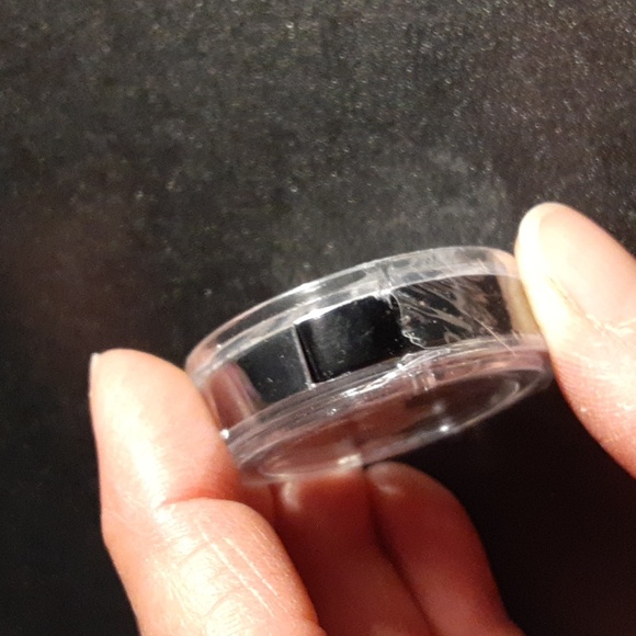 HOST PICK mPrincess Pressed Eyeshadow in Chestnut - 1.7g - Picture 5 of 6